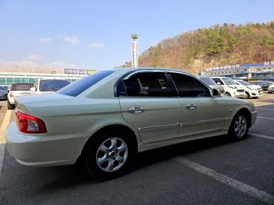 Kia Regal 2005, 105114 км, за 1444.14 USD