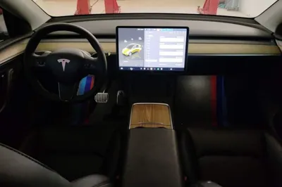 Tesla Model Y 2022, 89100 км, за 25134 USD - фото 12