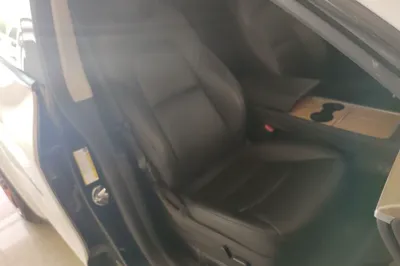 Tesla Model Y 2022, 89100 км, за 25134 USD - фото 19