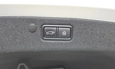 Hyundai Grandeur 2022, 84089 км, за 15688.59 USD - фото 20