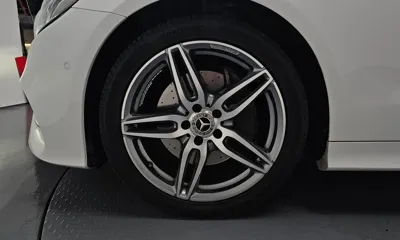 Mercedes-Benz E-Class 2018, 104615 км, за 18149.9 USD
