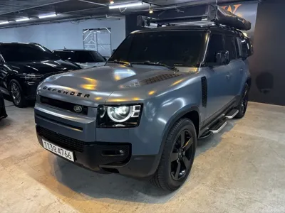 Land Rover Defender · 2022 год