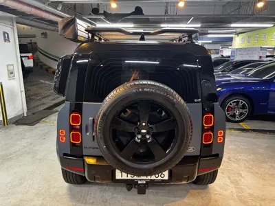 Land Rover Defender 2022, 46000 км, за 50139.98 USD