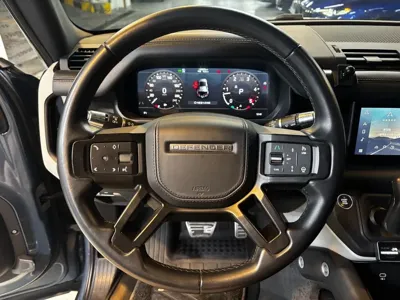 Land Rover Defender 2022, 46000 км, за 50055.24 USD - фото 6