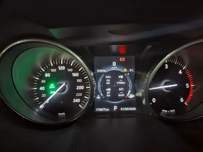 Land Rover Range Rover Evoque 2017, 119677 км, за 17839.44 USD - фото 8