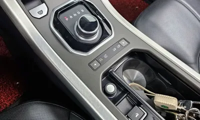Land Rover Range Rover Evoque 2017, 119677 км, за 17839.44 USD - фото 9