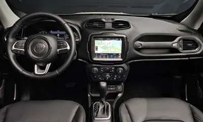 Jeep Renegade 2023, 4777 км, за 18688.54 USD - фото 7