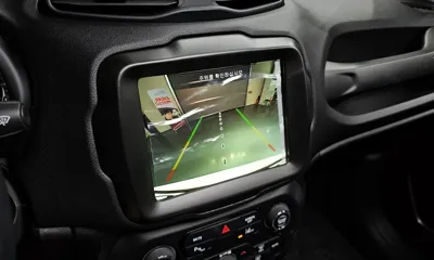 Jeep Renegade 2023, 4777 км, за 18688.54 USD - фото 15