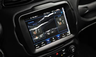 Jeep Renegade 2023, 4777 км, за 18688.54 USD - фото 16