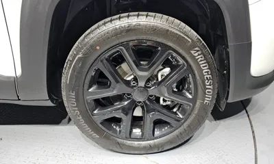 Jeep Renegade 2023, 4777 км, за 18688.54 USD - фото 21