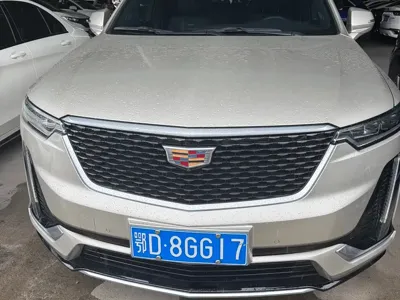 Cadillac XT6 · 2022 год