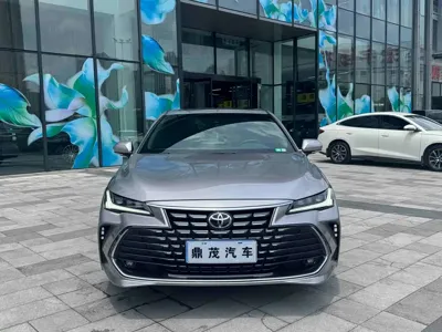 Toyota Avalon 2024, 14000 км, за 19596.56 USD