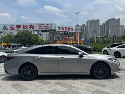 Toyota Avalon 2024, 14000 км, за 19596.56 USD