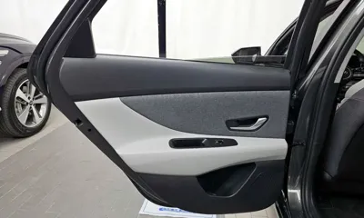 Hyundai Avante 2021, 29651 км, за 12465.54 USD - фото 25