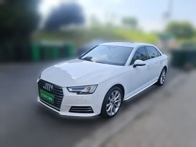 Audi A4L · 2017 год