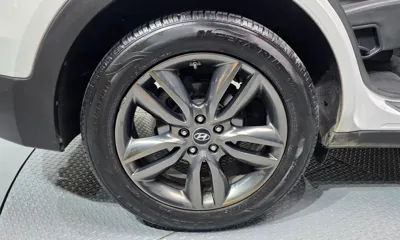 Hyundai Santafe 2014, 146662 км, за 6367.34 USD