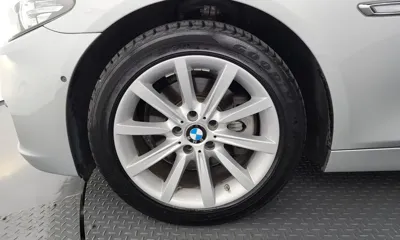 BMW 5-Series 2015, 120865 км, за 7947.89 USD