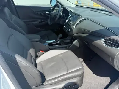 Chevrolet Malibu XL