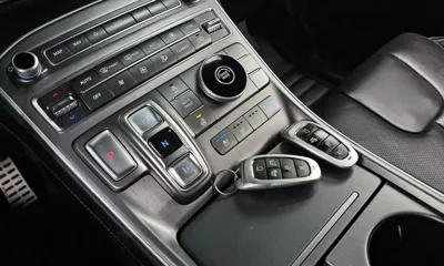 Hyundai Santafe 2021, 46892 км, за 15850.68 USD - фото 9