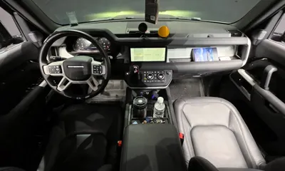 Land Rover Defender 2024, 56694 км, за 49755.79 USD - фото 7