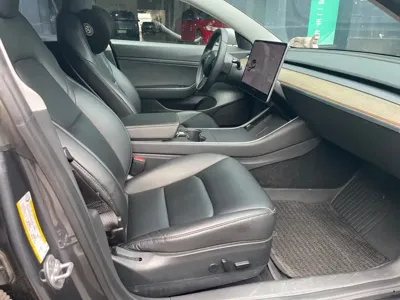 Tesla Model 3 2020, 150000 км, за 14243.4 USD - фото 10