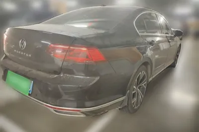 Volkswagen Magotan 2021, 72800 км, за 16658 USD