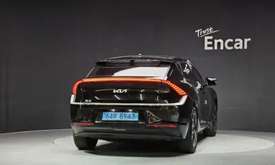 Kia EV6 2022, 49889 км, за 20874.36 USD
