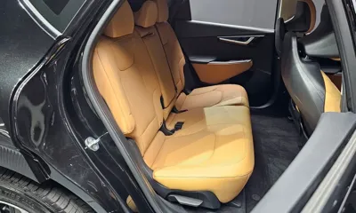 Kia EV6 2022, 49889 км, за 20874.36 USD - фото 11