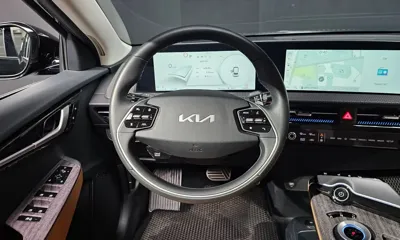 Kia EV6 2022, 49889 км, за 20874.36 USD - фото 13