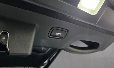 Kia EV6 2022, 49889 км, за 20874.36 USD - фото 31