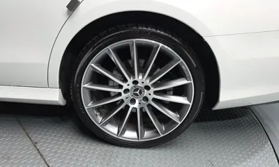Mercedes-Benz E-Class 2021, 84577 км, за 23337.44 USD - фото 21