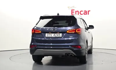 Hyundai Santafe 2018, 153812 км, за 7611.25 USD