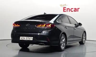 Hyundai Sonata 2018, 169746 км, за 5788.89 USD