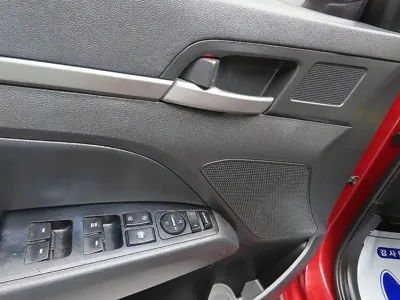 Hyundai Avante 2017, 97009 км, за 5310.49 USD - фото 12