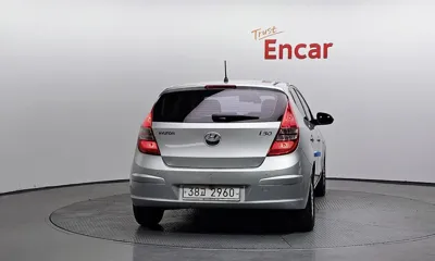 Hyundai i30 2010, 80124 км, за 2620.86 USD
