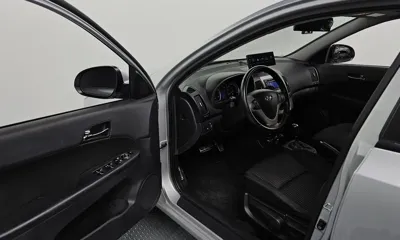 Hyundai i30 2010, 80124 км, за 2620.86 USD - фото 10