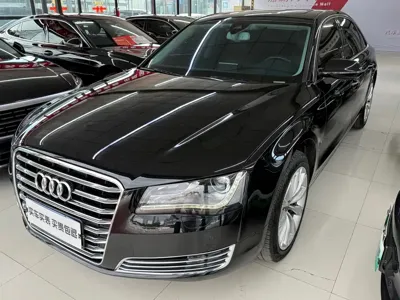 Audi A8 · 2013 год