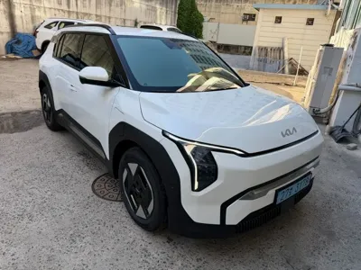 Kia EV3 2026, 382 км, за 16523.56 USD