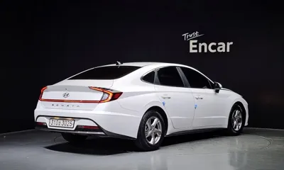 Hyundai Sonata 2020, 81318 км, за 8450.88 USD