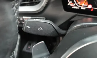 BMW 1-Series 2022, 35488 км, за 16872.97 USD - фото 31