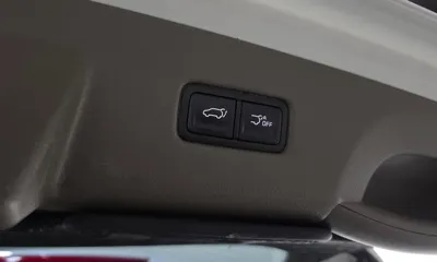 Kia Canival 2023, 29859 км, за 20055.99 USD - фото 20