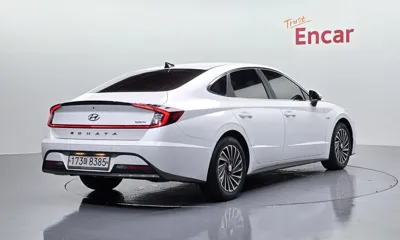 Hyundai Sonata 2020, 93064 км, за 13524.9 USD