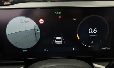 Hyundai Grandeur 2023, 81276 км, за 18175.91 USD - фото 8