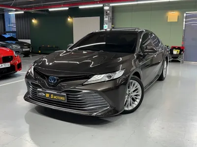 Toyota Camry · 2018 год
