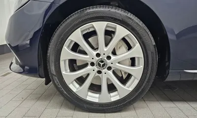 Mercedes-Benz E-Class 2019, 42995 км, за 19364.58 USD
