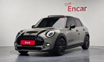 MINI Cooper · 2019 год