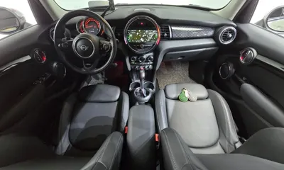 MINI Cooper 2019, 43489 км, за 13207.79 USD - фото 7