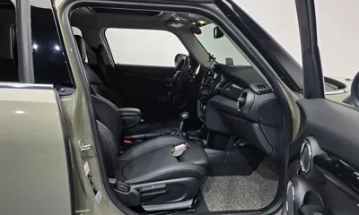 MINI Cooper 2019, 43489 км, за 13207.79 USD - фото 11