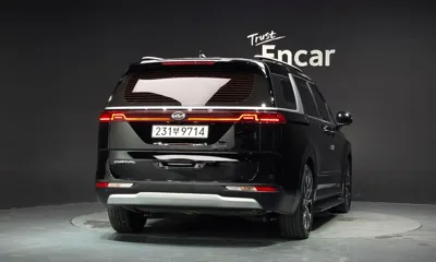 Kia Canival 2021, 71865 км, за 13913.17 USD