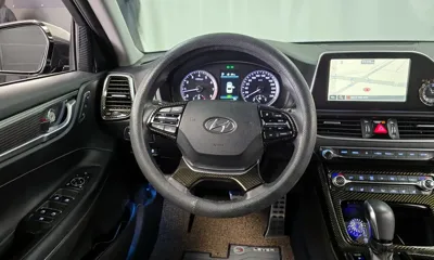 Hyundai Grandeur 2017, 67666 км, за 9984.23 USD - фото 13